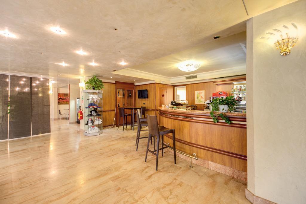 Park Hotel Roma Cassia Екстер'єр фото