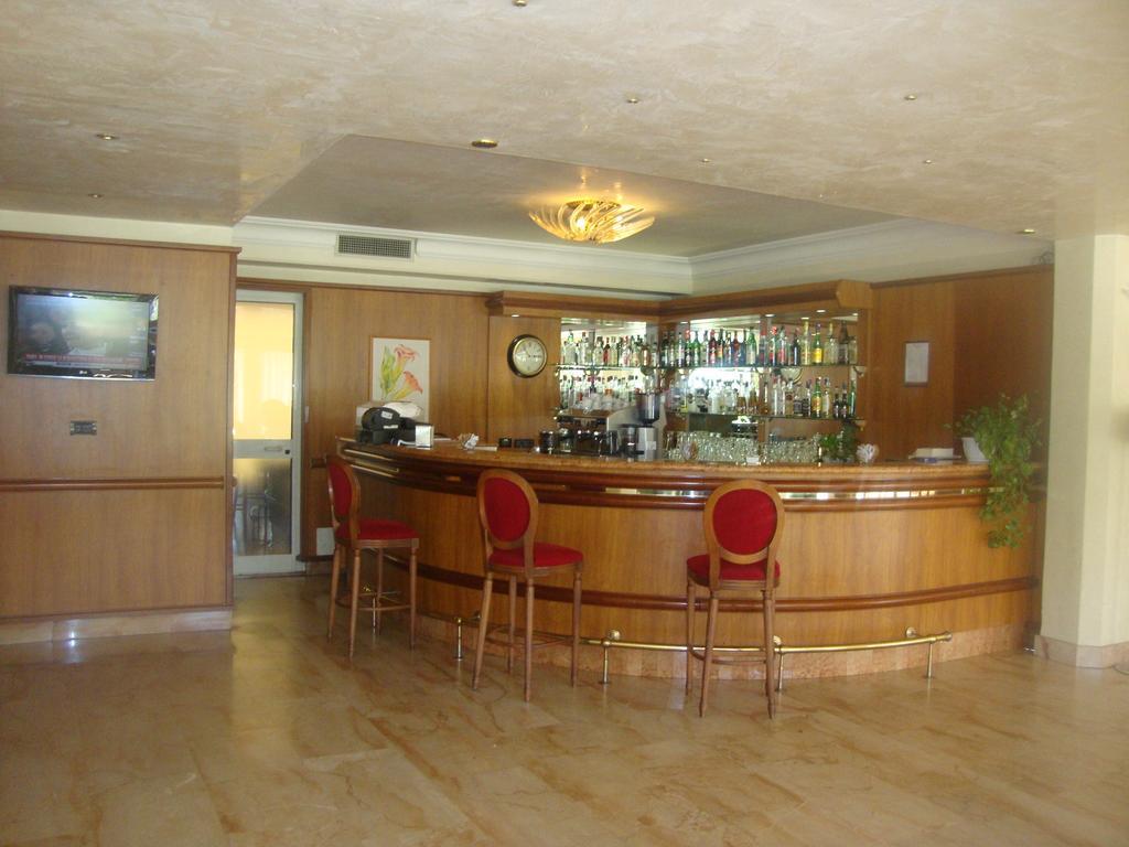Park Hotel Roma Cassia Екстер'єр фото