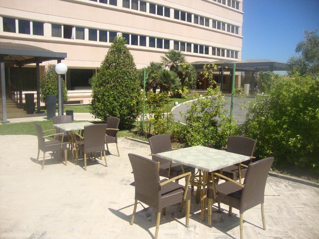 Park Hotel Roma Cassia Екстер'єр фото