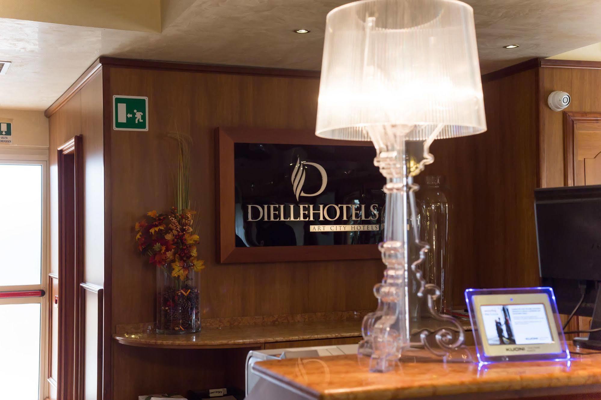 Park Hotel Roma Cassia Екстер'єр фото